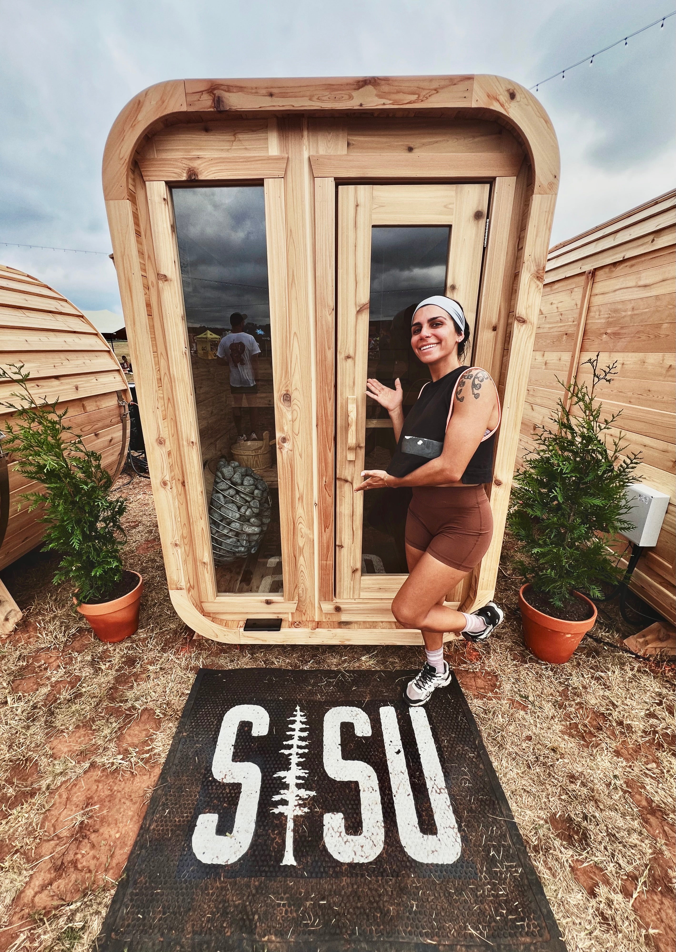 The Charlie Cabin Sauna - Thumbnail 3